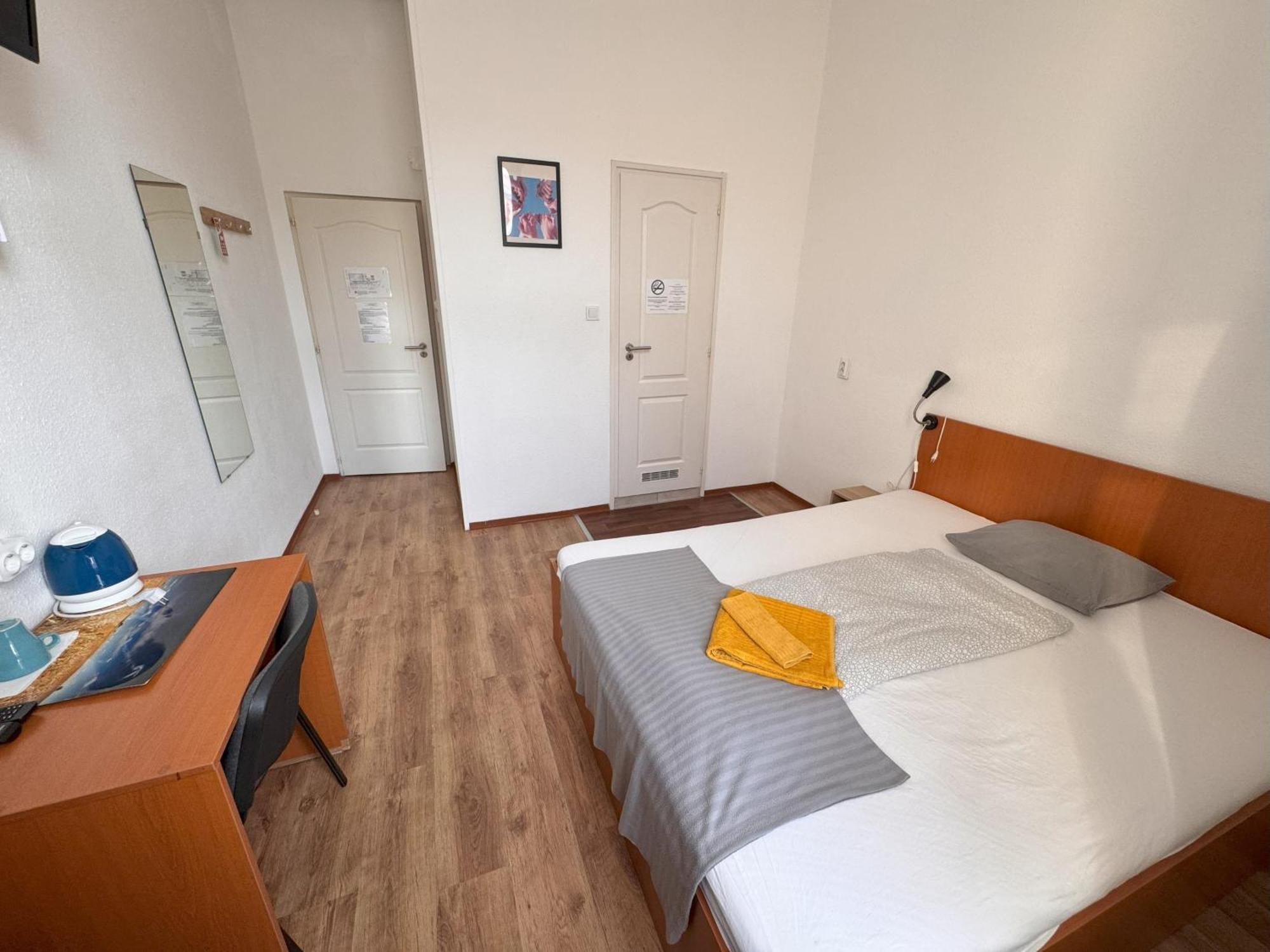 Omega Guesthouse Budapest Bagian luar foto