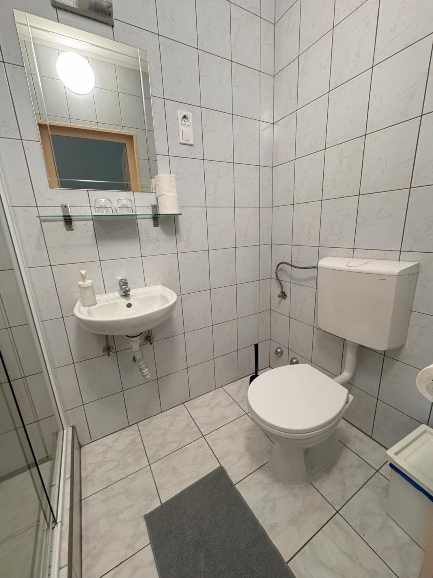 Omega Guesthouse Budapest Bagian luar foto