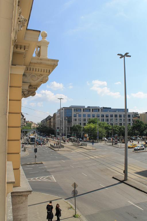 Omega Guesthouse Budapest Bagian luar foto