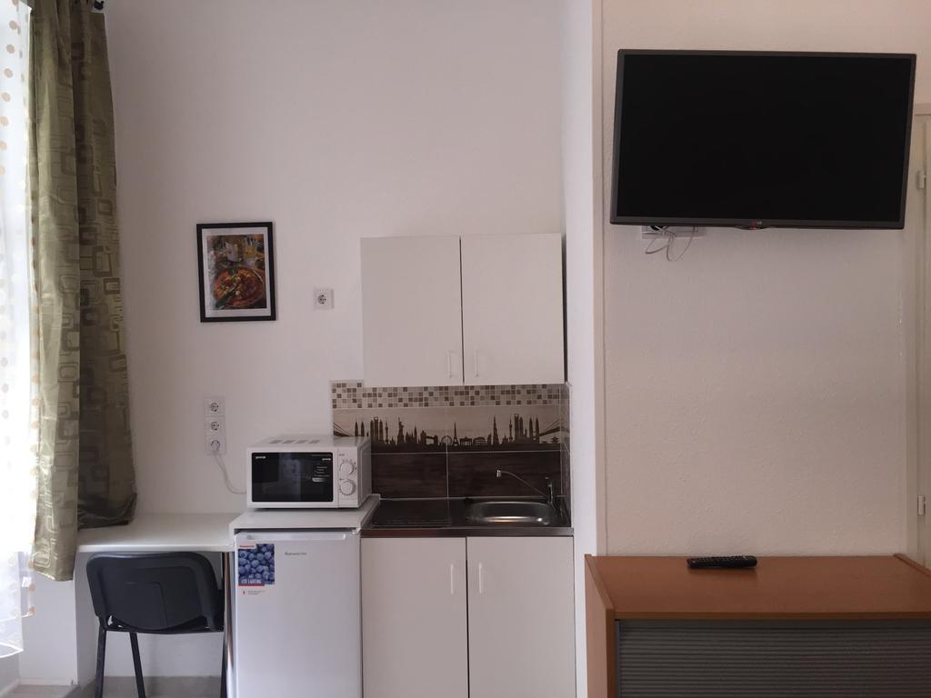 Omega Guesthouse Budapest Bagian luar foto